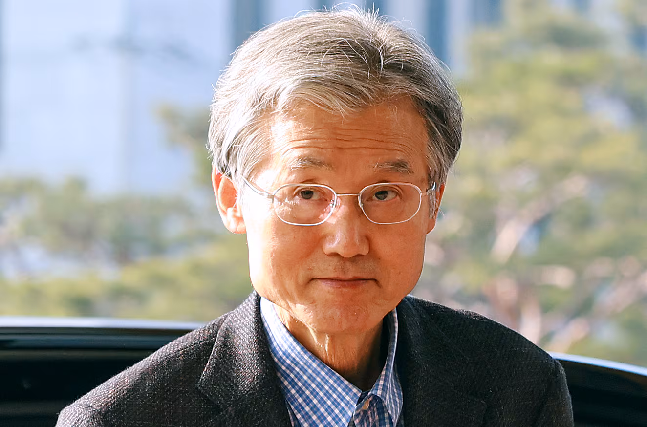 정부가 '사법 3법'을 공포·시행한 지난 12일 조희대 대법원장이 서울 서초구 대법원으로 출근하고 있다. /뉴스1