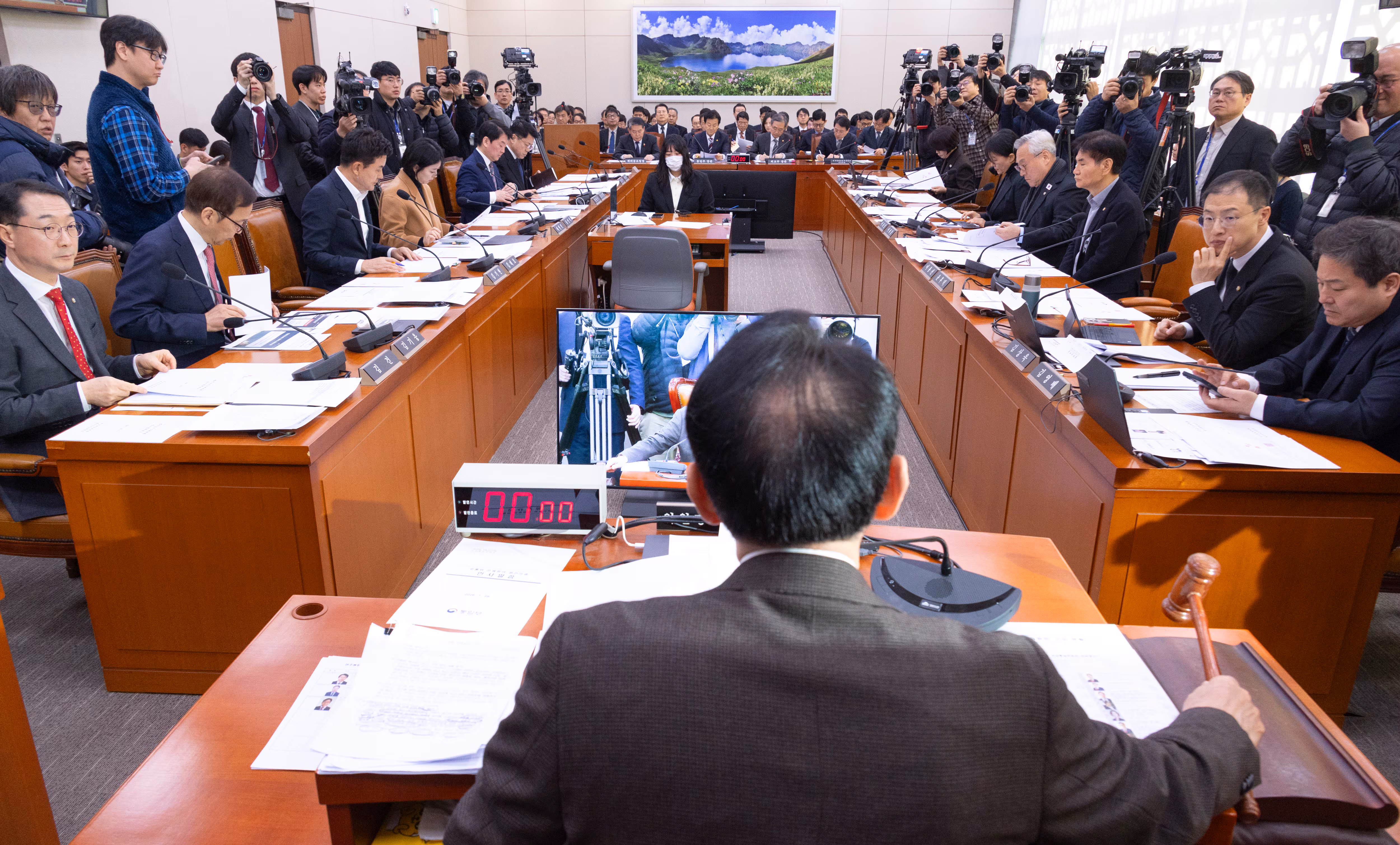 국회 외교통일위원회 전체 회의가 진행되고 있다. /연합뉴스