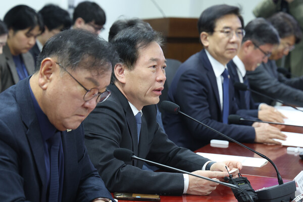 정태호 더불어민주당 재정경제위원회 간사가 6일 서울 여의도 국회 의원회관에서 열린 중동 상황 관련 경제분야 재정경제위원회 당정실무협의회에서 발언하고 있다. /뉴스1