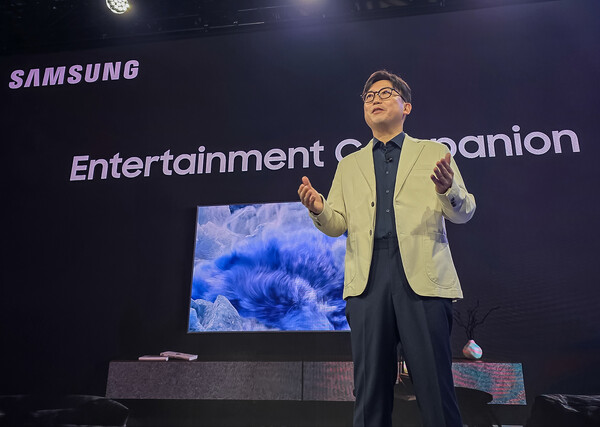 용석우 삼성전자 영상디스플레이사업부장 사장이 1월 4일(현지시각) CES 2026 '더 퍼스트룩' 프레스 컨퍼런스에서 연설을 하고 있다. / 삼성전자