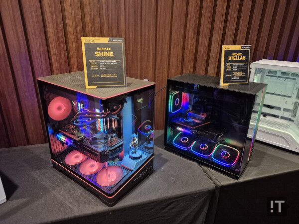 위즈맥스 샤인(좌), 위즈맥스 스텔라(우) 케이스 / 권용만 기자