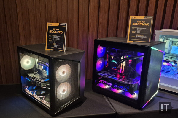 위즈맥스 릿지 프로(좌), 릿지 맥스(우) 케이스 / 권용만 기자