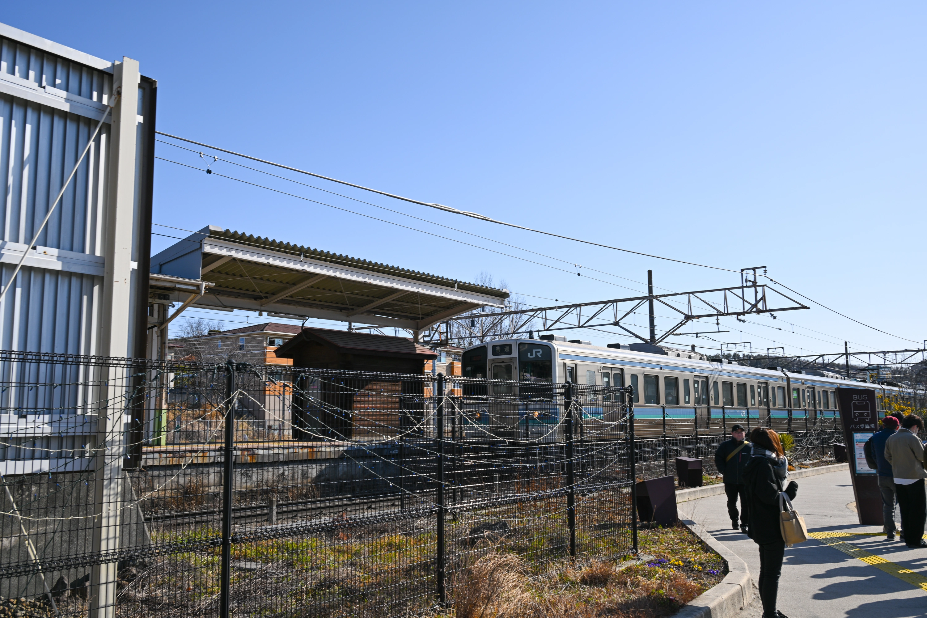098ef319b5806cf420a8d3b706f11a3937885a78011358f493a4