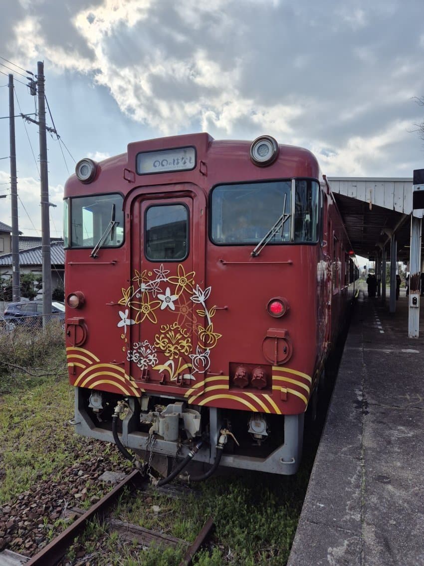 75ec8177b48a69f136e680e04580707359621be3e05ef63cf89e6188ec4685