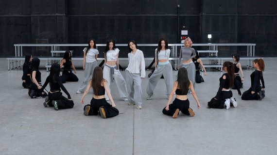 引用:JYPエンターテインメント