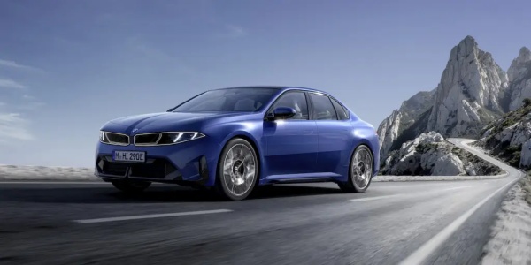 BMW i3는 주행 성능과 충전 효율, 첨단 기술을 모두 갖춘 차세대 전기차다. [사진: BMW]