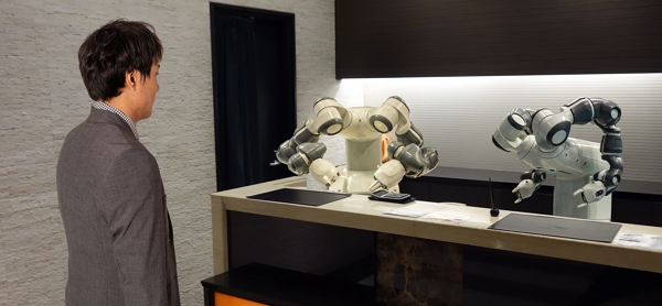 한 개발자가 AI 리셉션 시스템 액슬을 제작했다. [사진: 셔터스톡]