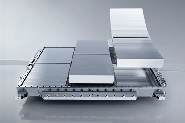 BYD의 1.5MW급 플래시 충전 시스템이 전기차 배터리 기술의 새로운 가능성을 제시했다. [사진: BYD Yangwang]