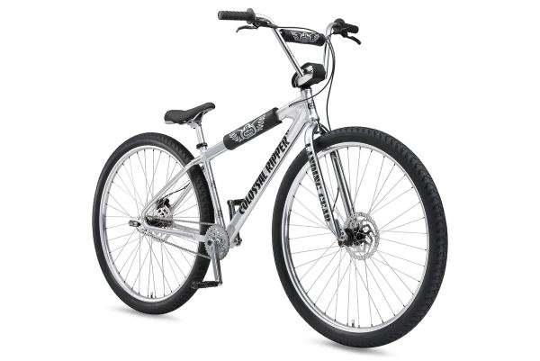 SE 바이크가 BMX 규격을 깬 32인치 휠을 장착한 콜로설 리퍼를 공개했다. [사진: 바이크레이더]
