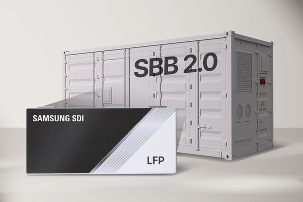 삼성SDI의 LFP 배터리가 탑재된 ESS 제품 'SBB 2.0'. [사진=삼성SDI] (포인트경제)