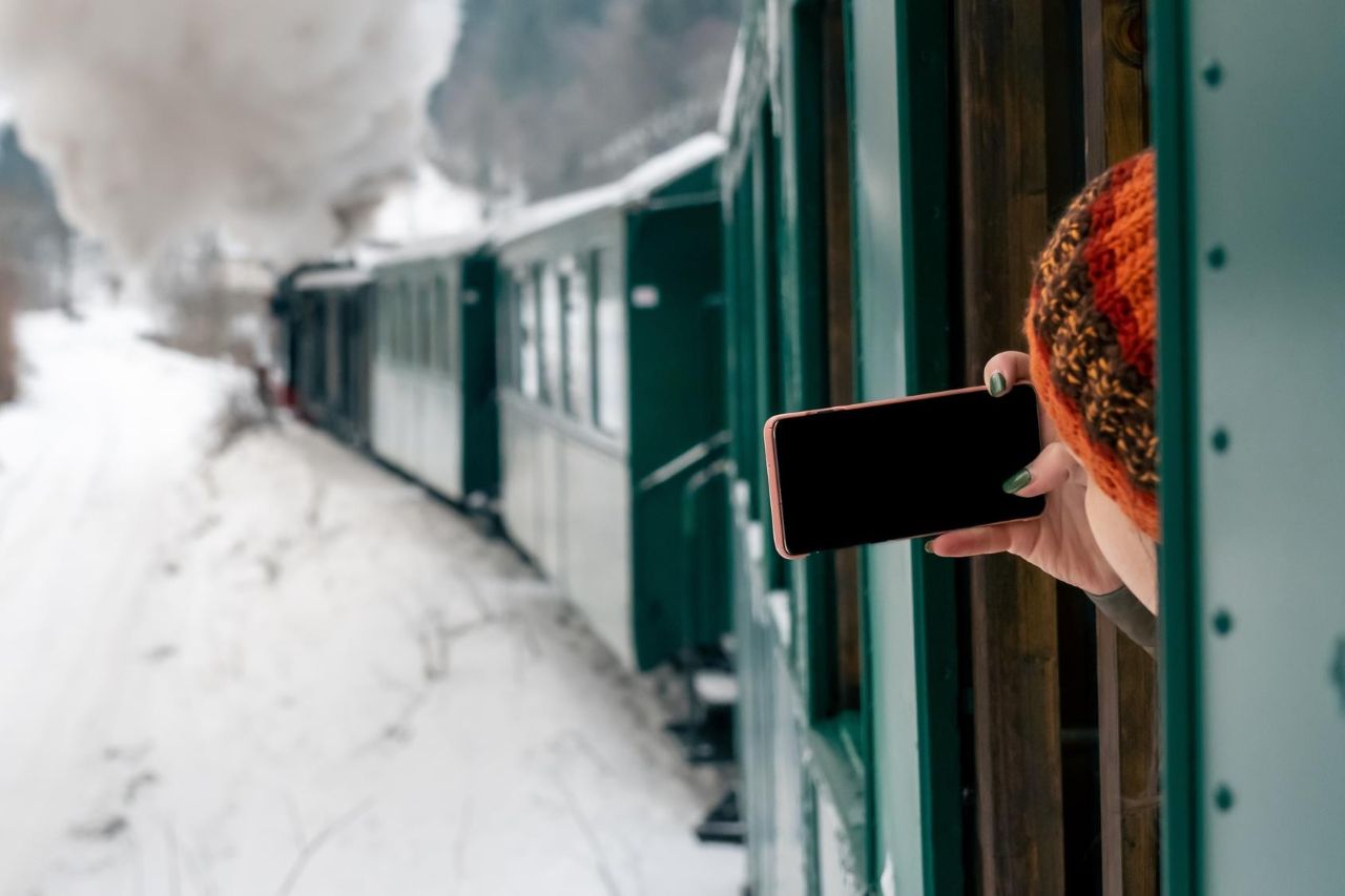 프랑스 파리에서 스위스 가는 방법 / Desigend by Freepik