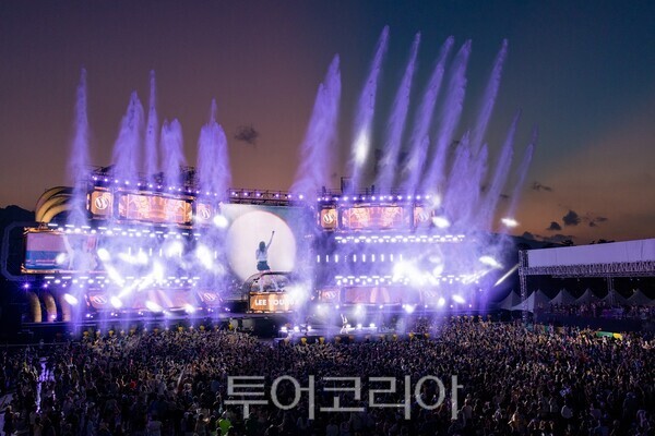 지난해 열린 '워터밤 속초' 모습/ 사진-한화호텔앤리조트
