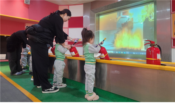 Scene from the Spo1 Children\'s Safety Experience Class. (Photo = Busan Facilities Corporation)
