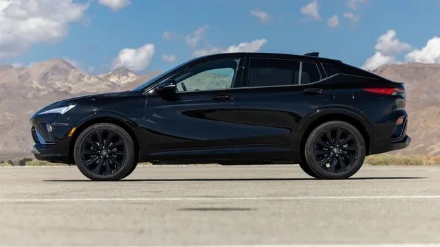 この記事には明示的に写真の出典が記載されていません。したがって、内容に基づいて推測した結果として、情報を提供します。SNS写真, 報道資料