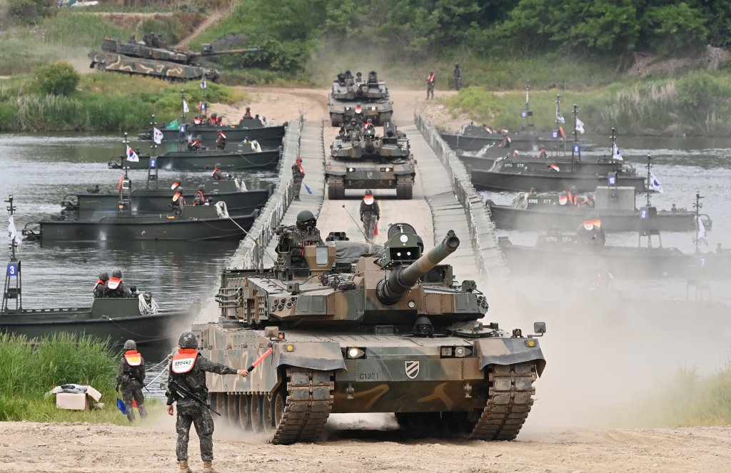 육군 11사단 남한강 일대서 도하훈련 [뉴시스Pic] - 파이낸셜뉴스