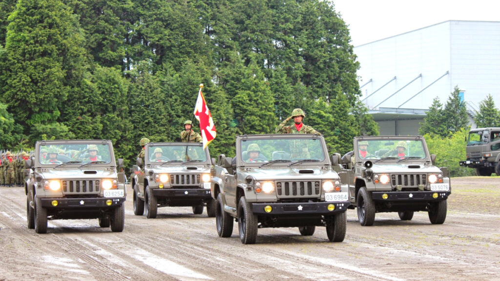 일본이 먼저 칼 뽑았다