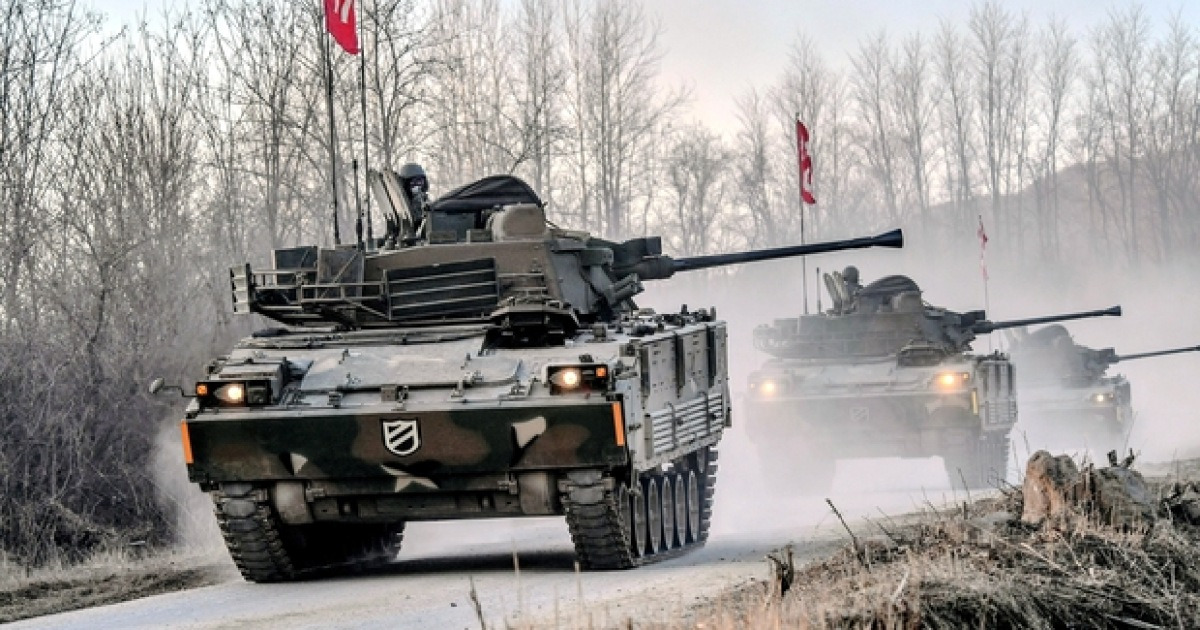 육군, AI 기반한국형 공병 전투차량 첫 실전훈련