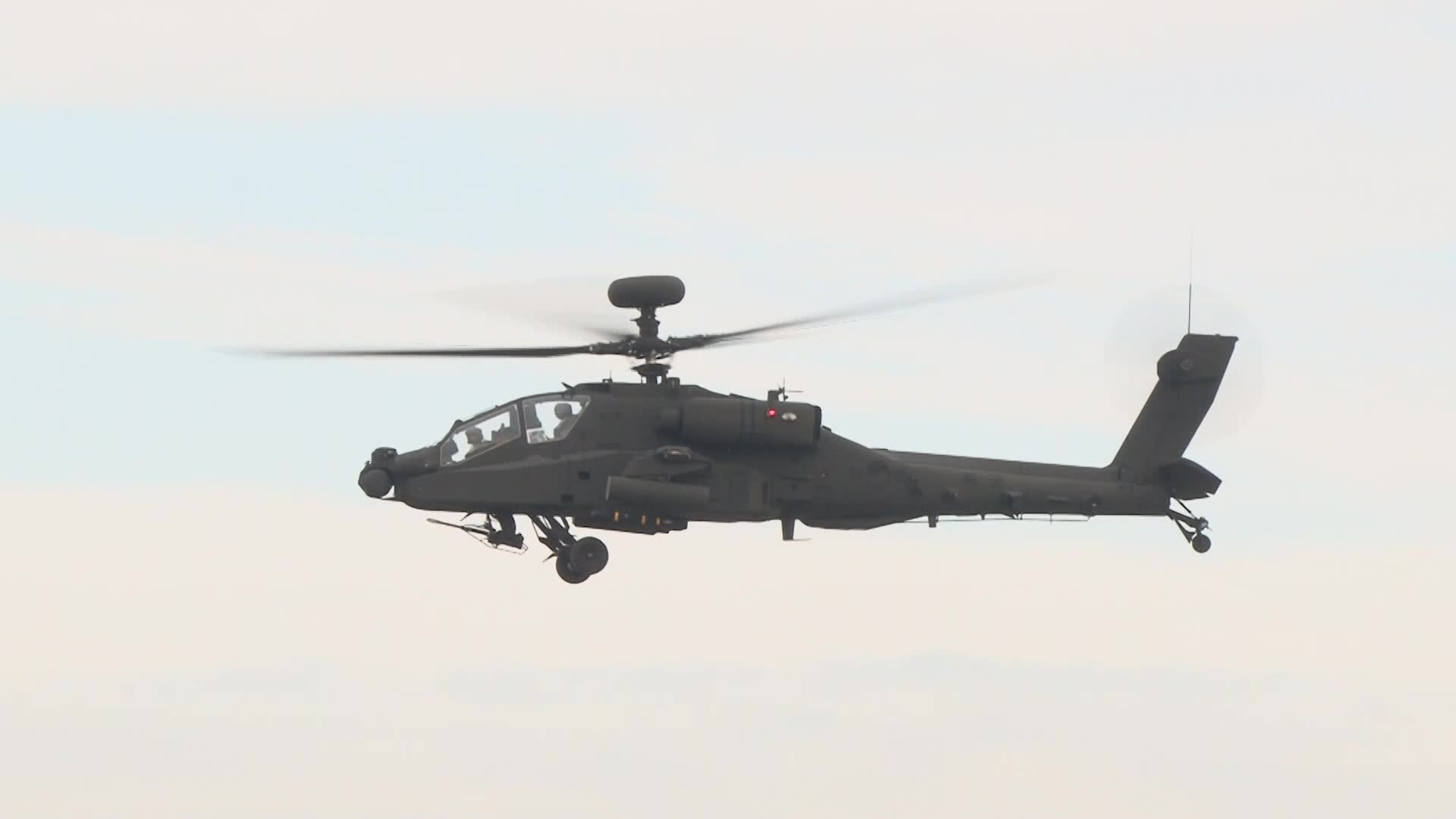 현존 최강' 아파치 추가 도입?…'자폭 드론'에 격추될 수도