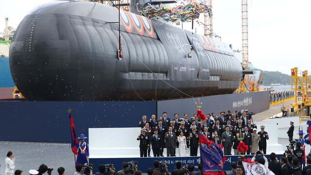 핵연료만 달라는데 “잠수함 미국에서 만들라”…건조 장소부터 샅바싸움