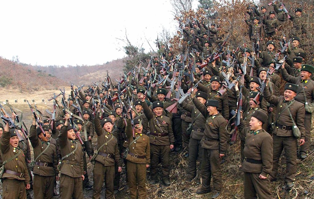 전투태세 돌입했다는 北전방부대서 탈영병 급증