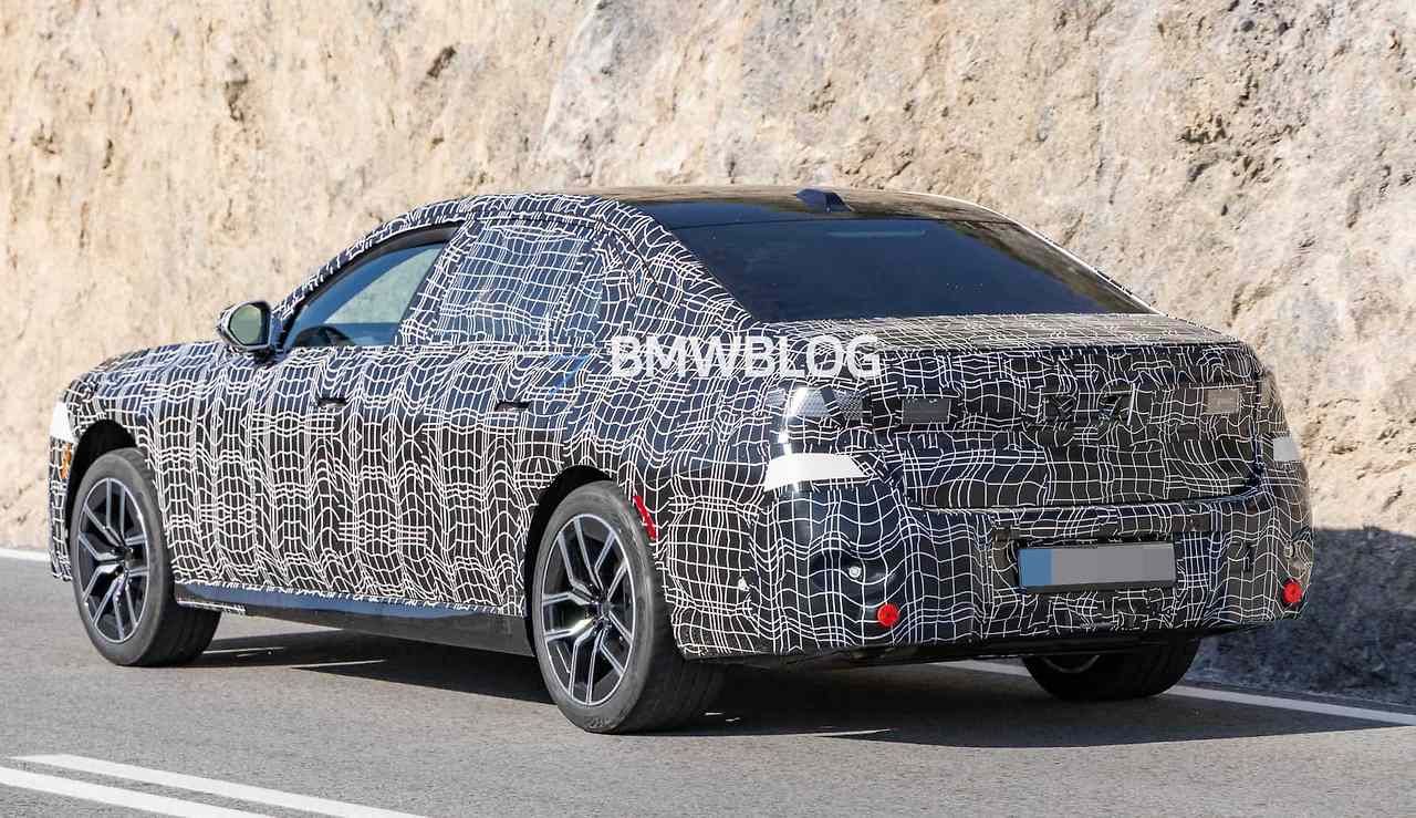 BMW 7시리즈 페이스리프트 공개임박 간단정리!