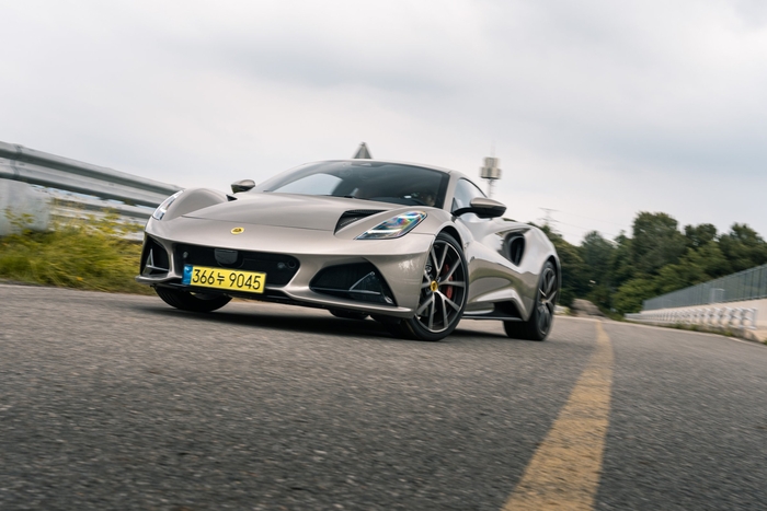 로터스 에미라. 사진ㅣ로터스코리아