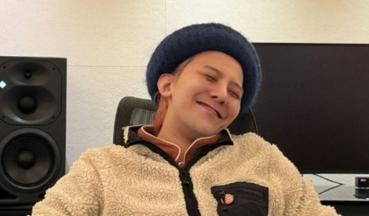 G-Dragon SNS
