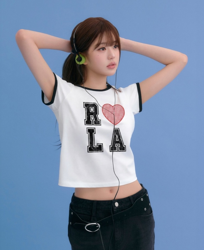 How Jang Wonyoung from IVE Redefines Fashion Trends in 2026: A Must-See Photoshoot!