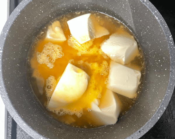 How to Make Creamy Tofu and Egg Stew in Minutes: A Simple Microwave Recipe