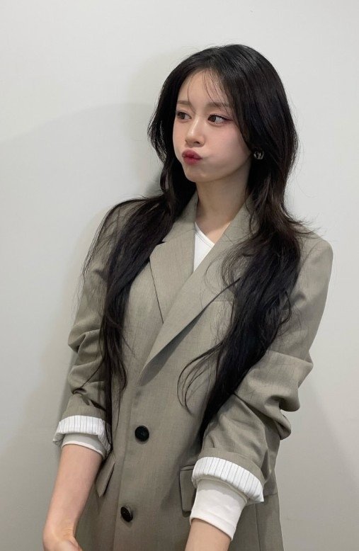 Jiyeon\'s Instagram