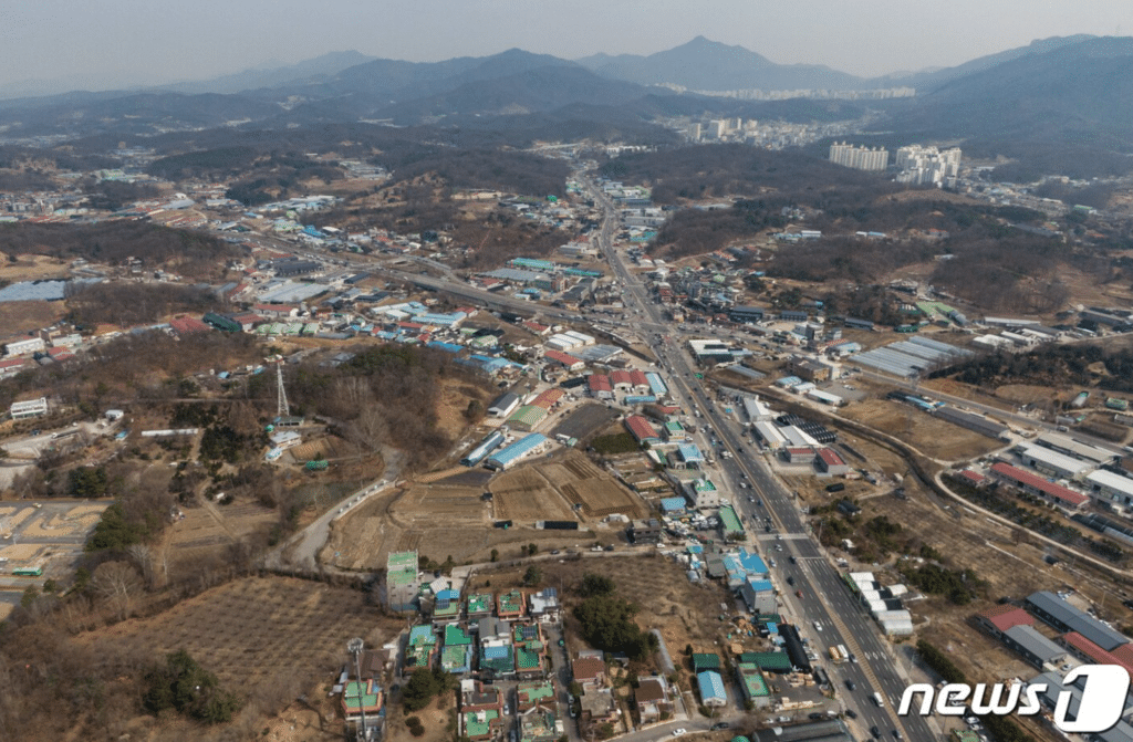 발표만 넘쳐나는 3기 신도시…공정률 5~20%, '속도전' 공염불 되나 3 3기 신도시 속도전
