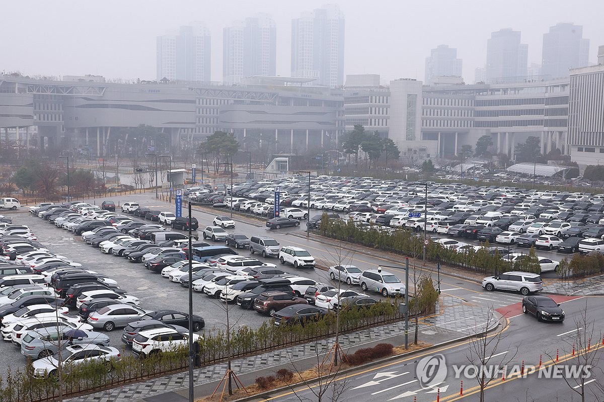 'K-에너지 창고'의 배신... 비상시 쓰려던 국제공동비축 원유 90만 배럴 '증발' 3 정부, 원유 위기경보 2단계 '주의'로 격상…비축유 방출 초읽기 | 연합뉴스