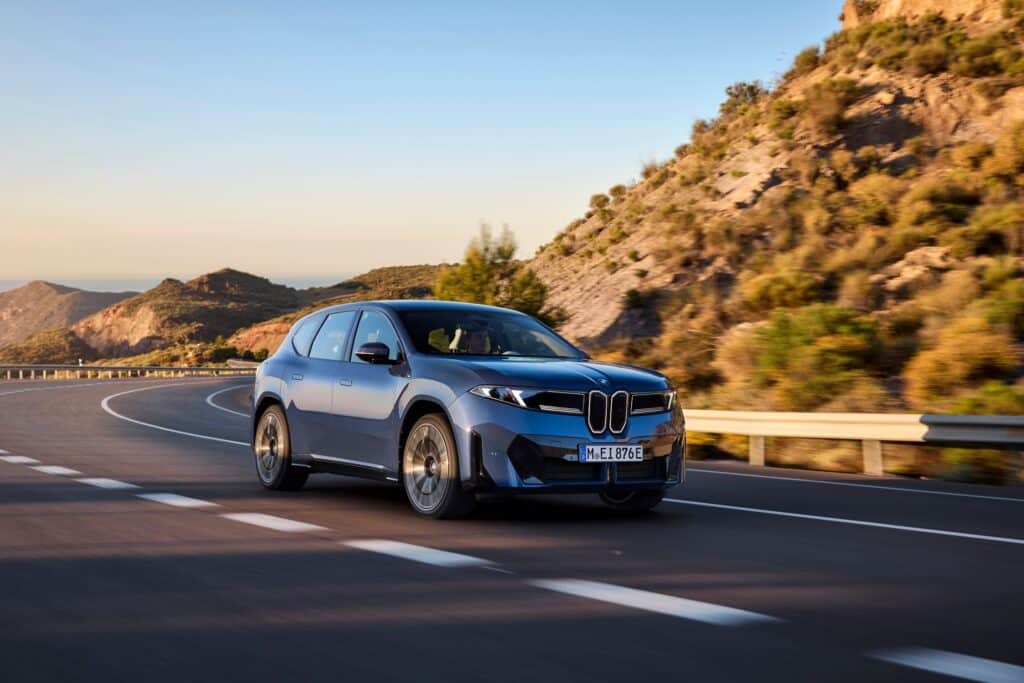 BMW iX3 사전예약