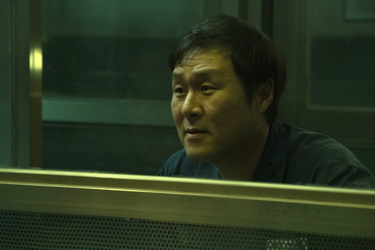 〈끝장수사〉 윤경호