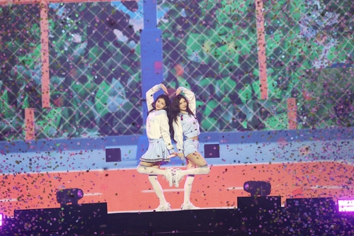 그룹 아일릿(ILLIT) 첫 단독 콘서트 [연합뉴스]