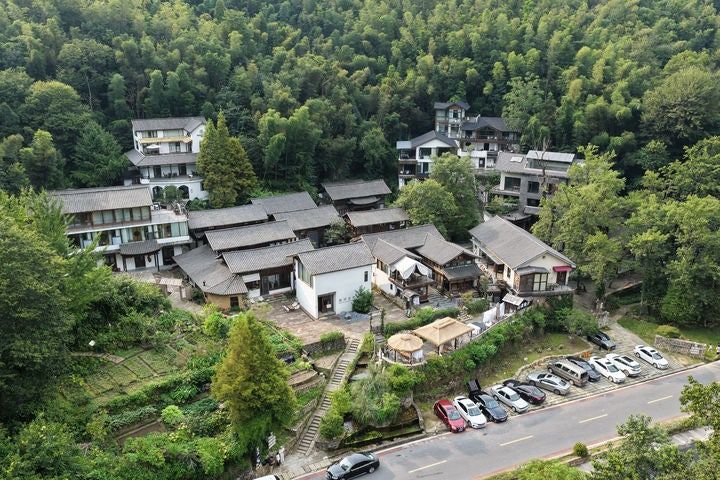 新華社