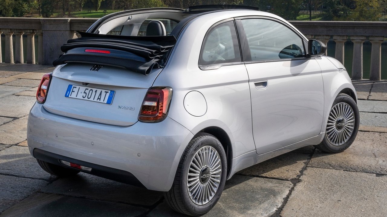 피아트 500 하이브리드 / 사진=피아트