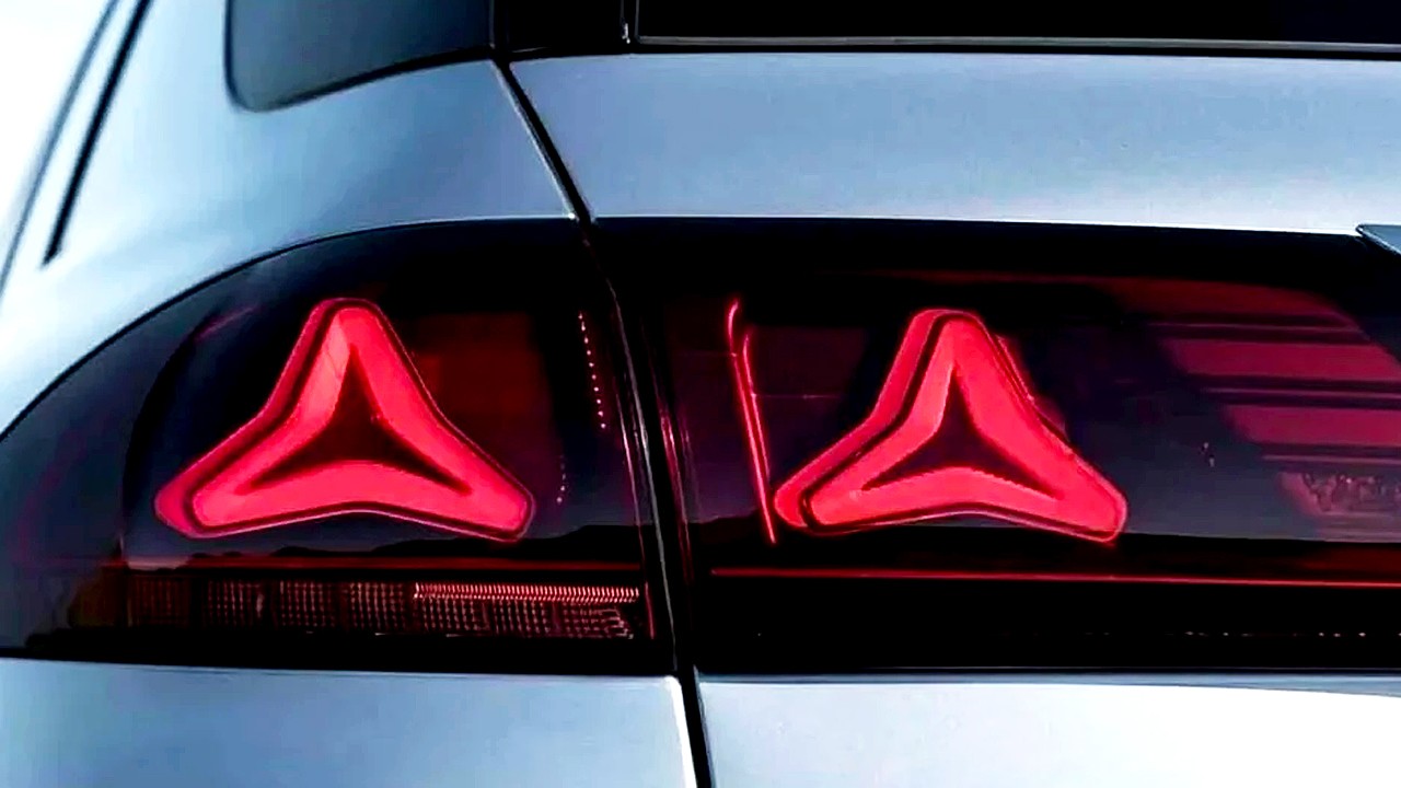 메르세데스-벤츠 GLE 페이스리프트 테일라이트 유출사진 / 사진=X