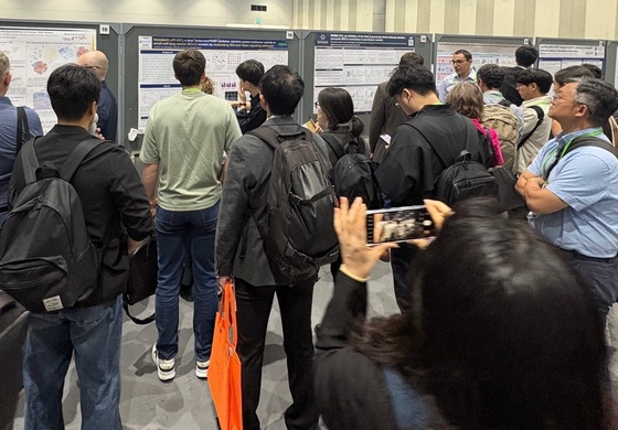 On April 19, Onconic Therapeutics presented the results of preclinical studies on Nesuparib, a novel anticancer drug candidate targeting small cell lung cancer (SCLC)—a difficult-to-treat cancer—at the 2026 American Association for Cancer Research (AACR) Annual Meeting held in San Diego, U.S. / Provided by Jeil Pharmaceutical