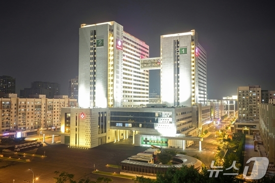 Pyongyang General Hospital, North Korea / Rodong Sinmun