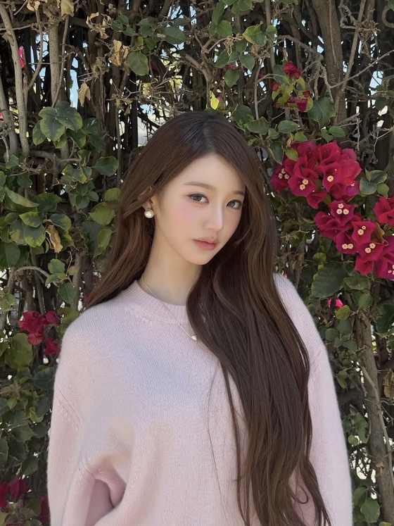 IVE’s Jang Wonyoung Stuns Fans with Spring Fashion: A Must-See Style Guide