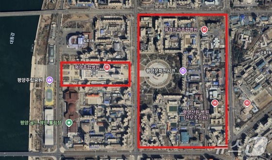 Location of Buildings 1 and 2 at the East Gate on the right side of Pyongyang General Hospital / Capture from Google Earth