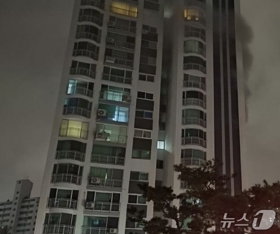Suwon Apartment Fire: How 11 Residents Escaped a 22-Story Blaze