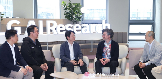 On Tuesday afternoon, executives from LG AI Research and NVIDIA agreed to strengthen their technological alliance at the LG AI Research Center in Magok, Seoul / Provided by LG