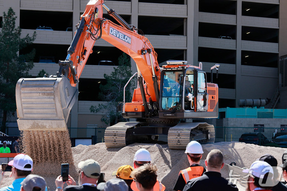 HD Hyundai is demonstrating an unmanned, autonomous excavator with no operator in the cab at ConExpo 2026, a North American construction equipment trade show / Provided by HD Hyundai XiteSolution