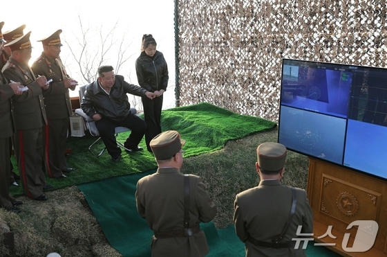 On Monday, Rodong Sinmun, the official newspaper of North Korea’s Workers’ Party, reported that the Missile Bureau of the Democratic People’s Republic of Korea conducted a test launch on April 19 to evaluate the warhead’s destructive power of an improved ground-to-ground tactical ballistic missile / Rodong Sinmun