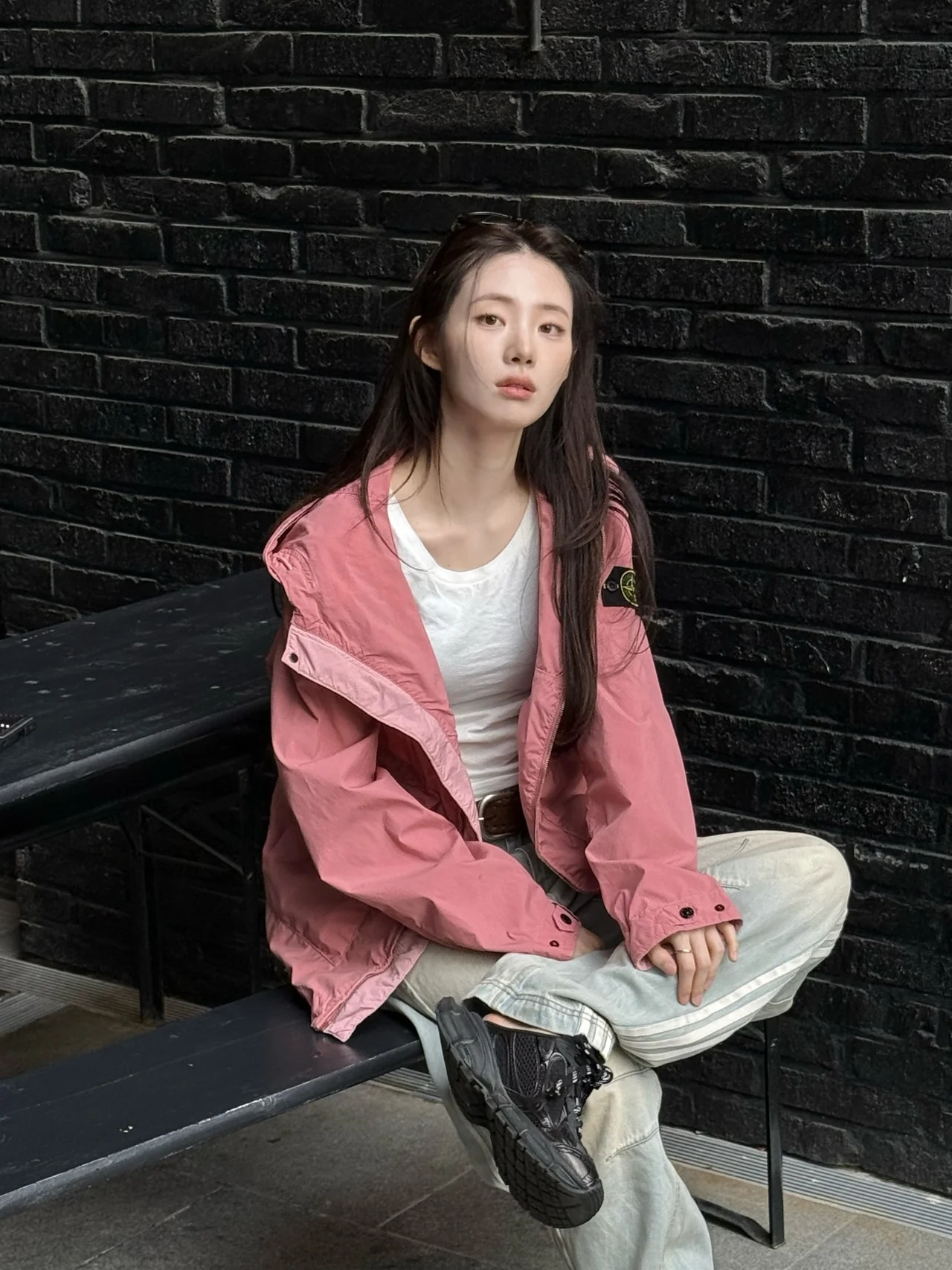 Spring Fashion Alert: How to Style the Dusty Pink Nylon Jacket Like Shinsia