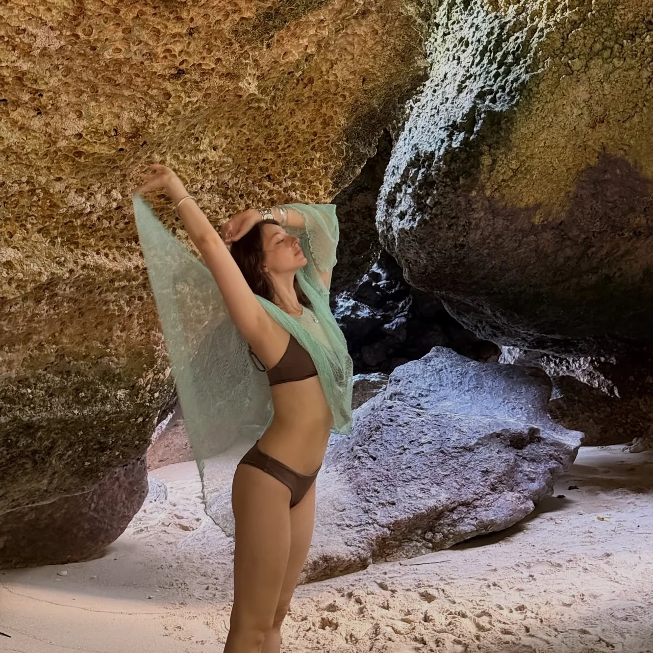 引用:アンジェリーナ・ダニロヴァのInstagramアカウント