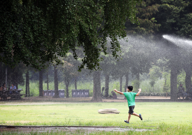 감동의 물줄기<YONHAP NO-3051>