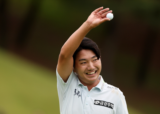옥태훈, KPGA 데뷔 후 첫 우승
